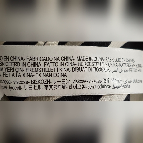 Massimo Dutti Satiny Black and Cream Striped Lounge Jacket/shirt Lg - Picture 10 of 15